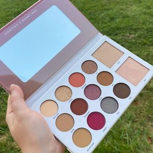 SOLD* Morphe x Manny Mua Glam Palette NIB⭐️